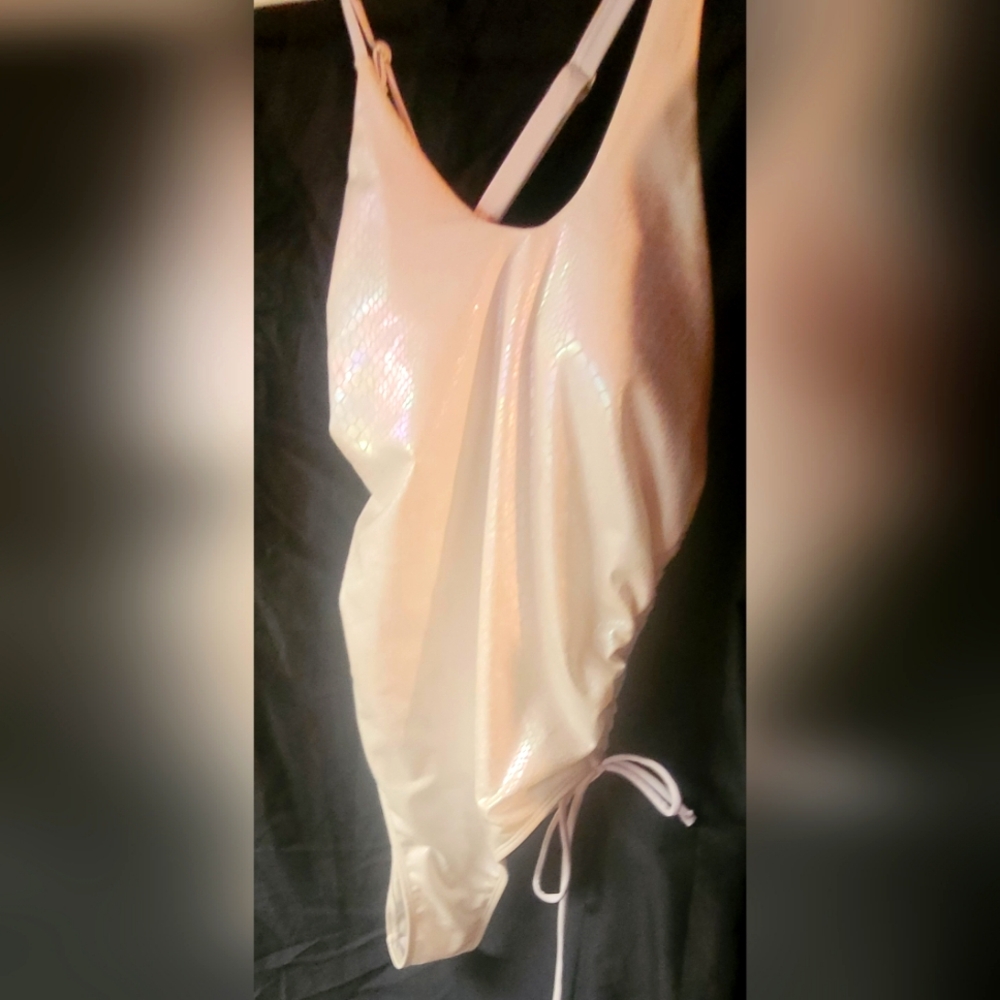 Pearl White Bathingsuite size L